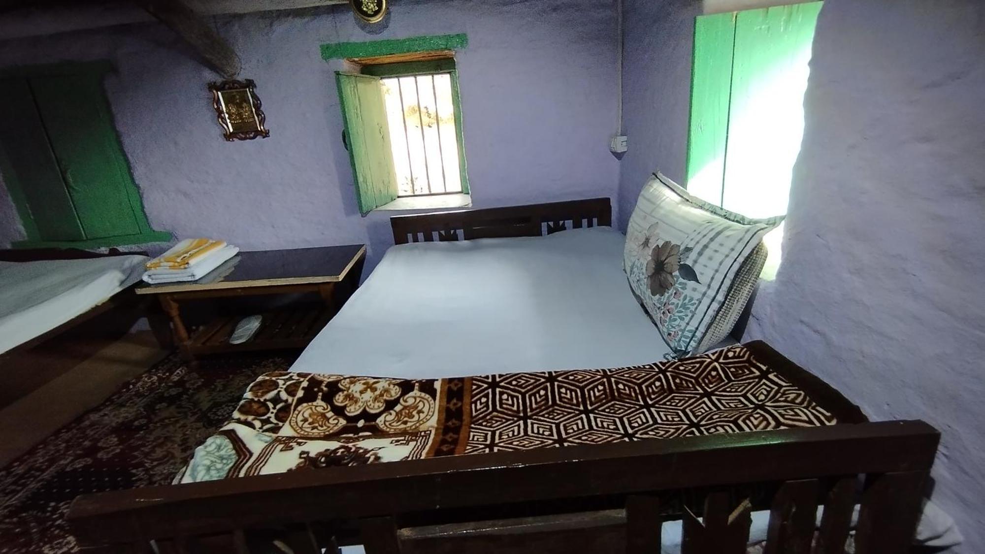 Dwarahat Village Farmstay- Babaji'S Cave Rom bilde